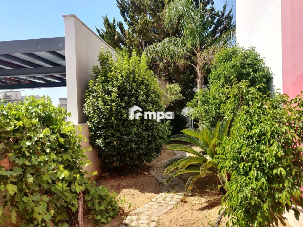 5 Bedroom House for Rent in Agios Dometios, Nicosia District