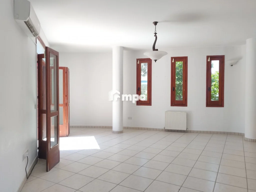 5 Bedroom House for Rent in Agios Dometios, Nicosia District