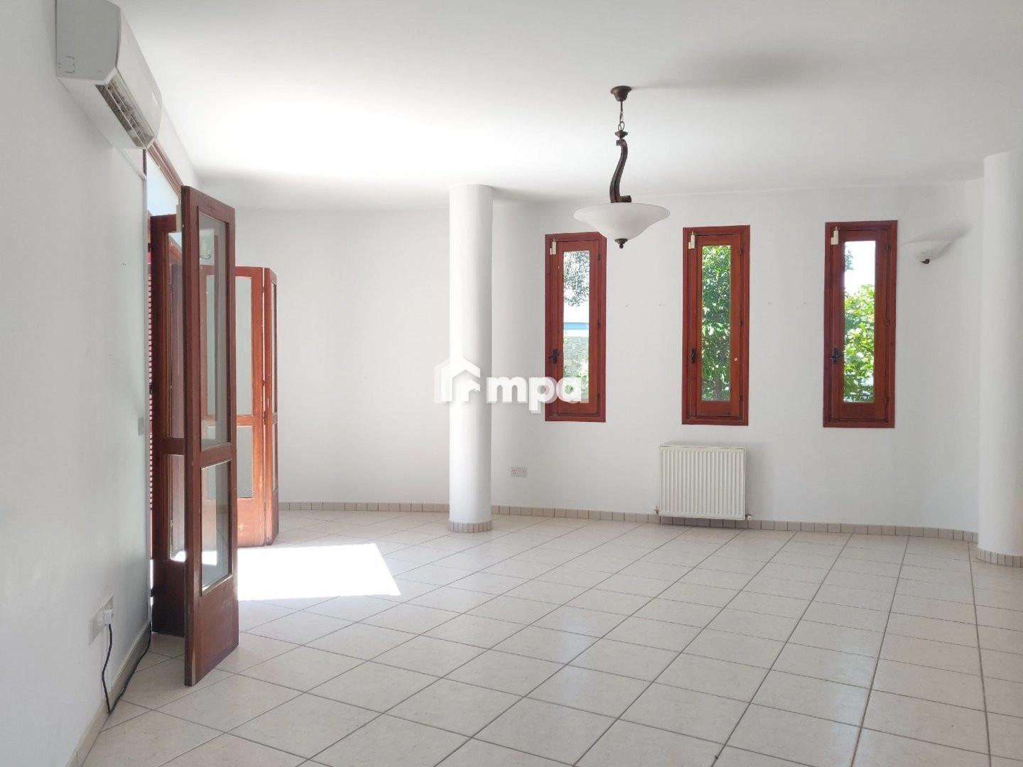 5 Bedroom House for Rent in Agios Dometios, Nicosia District
