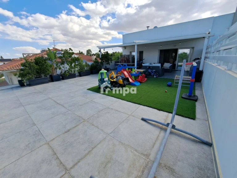 3 Bedroom Apartment for Sale in Strovolos, Nicosia District