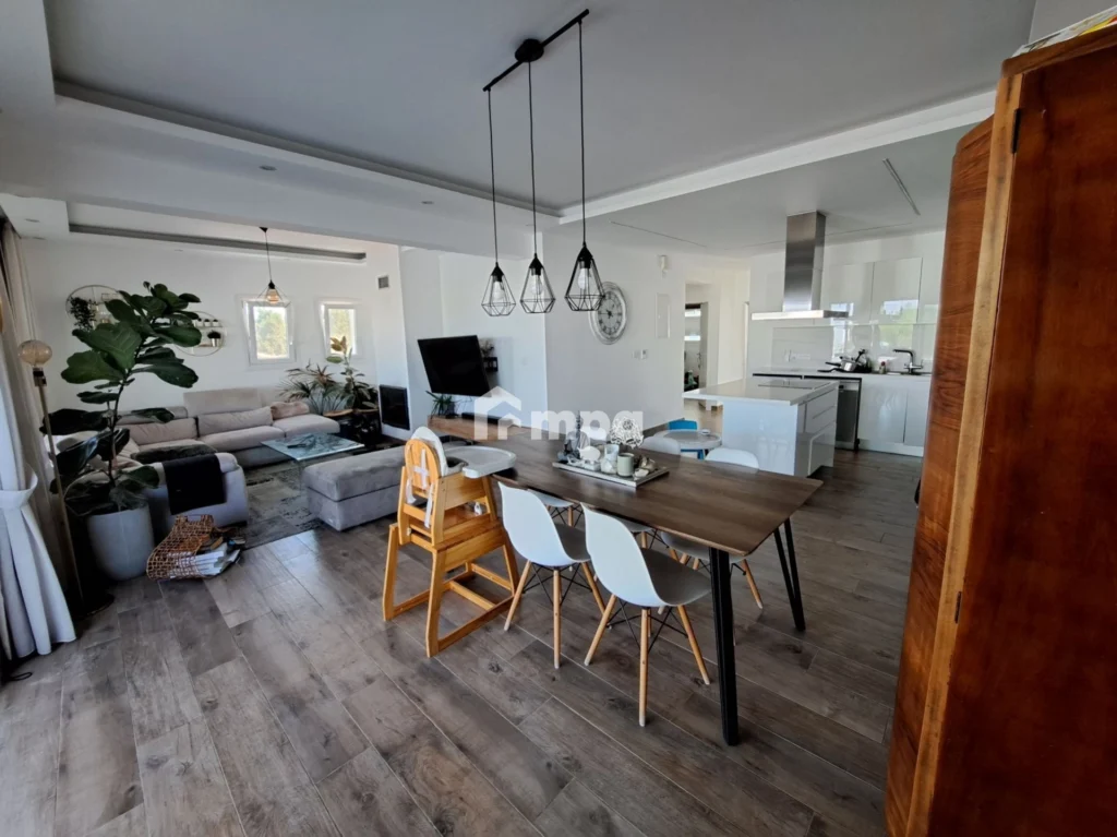 3 Bedroom Apartment for Sale in Strovolos, Nicosia District