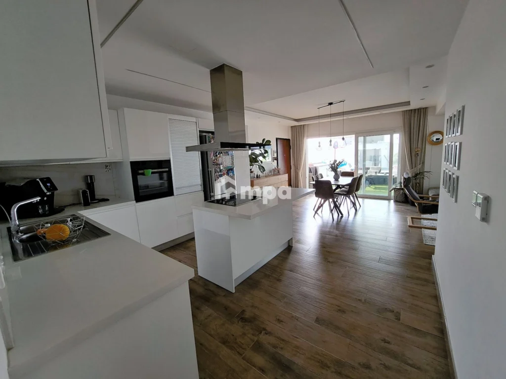 3 Bedroom Apartment for Rent in Strovolos, Nicosia District