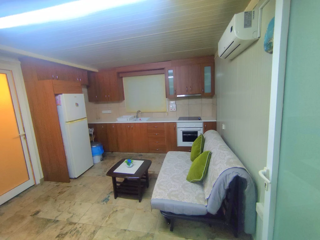 1 Bedroom House for Rent in Germasogeia, Limassol District