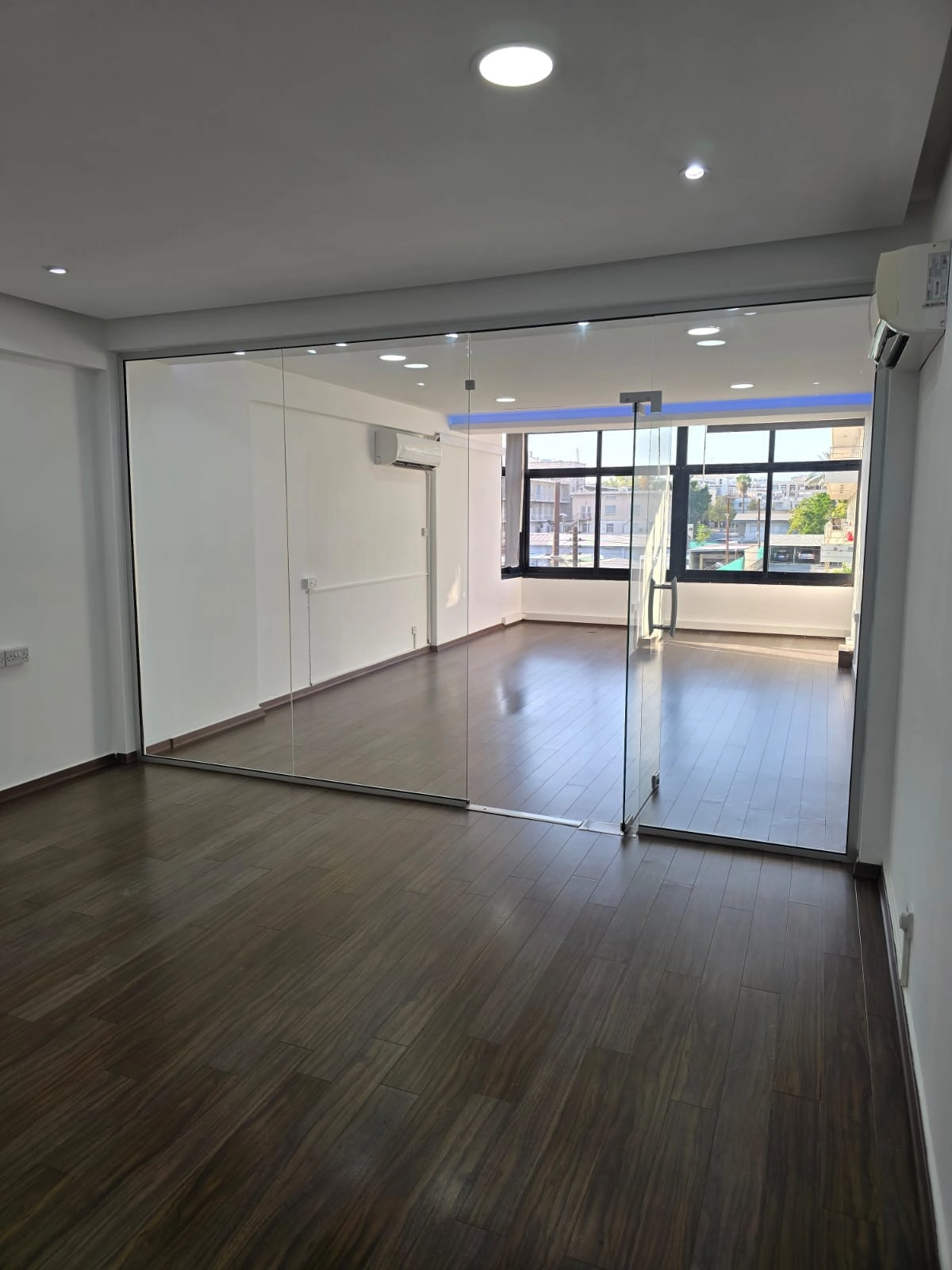 135m² Office for Rent in Limassol – Katholiki