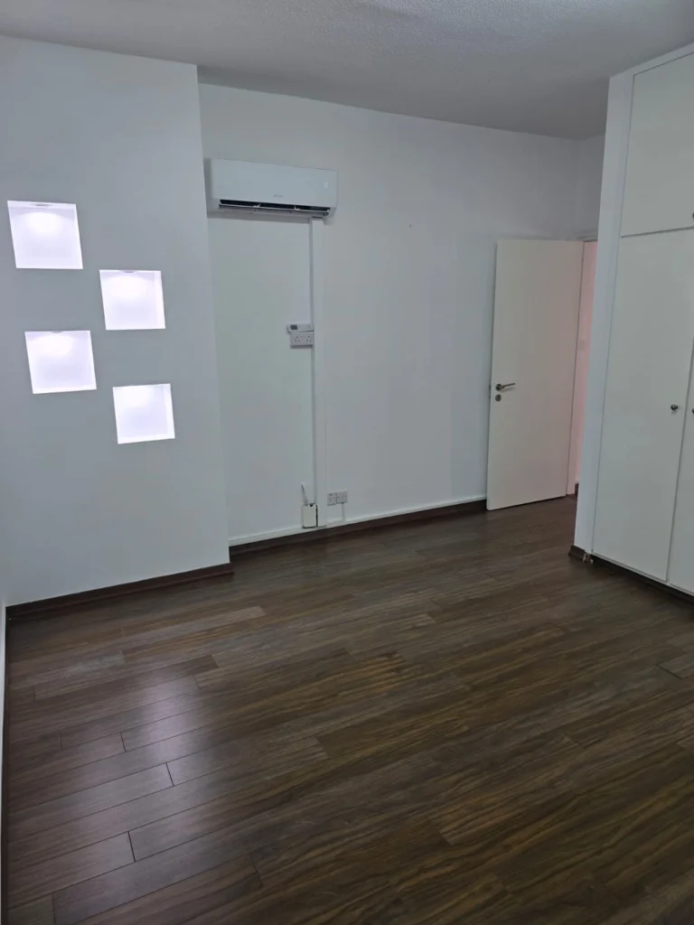 135m² Office for Rent in Limassol – Katholiki