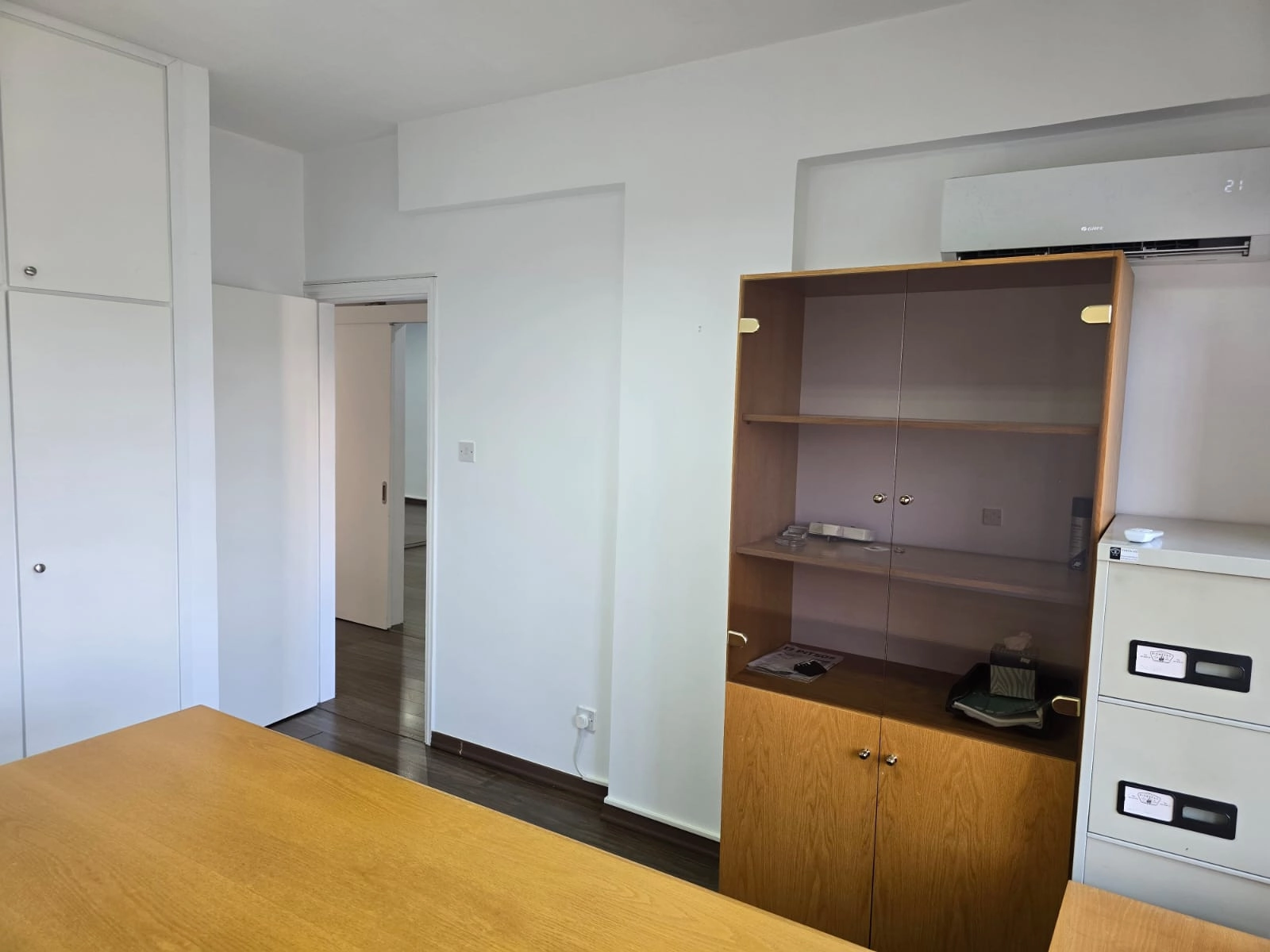 135m² Office for Rent in Limassol – Katholiki
