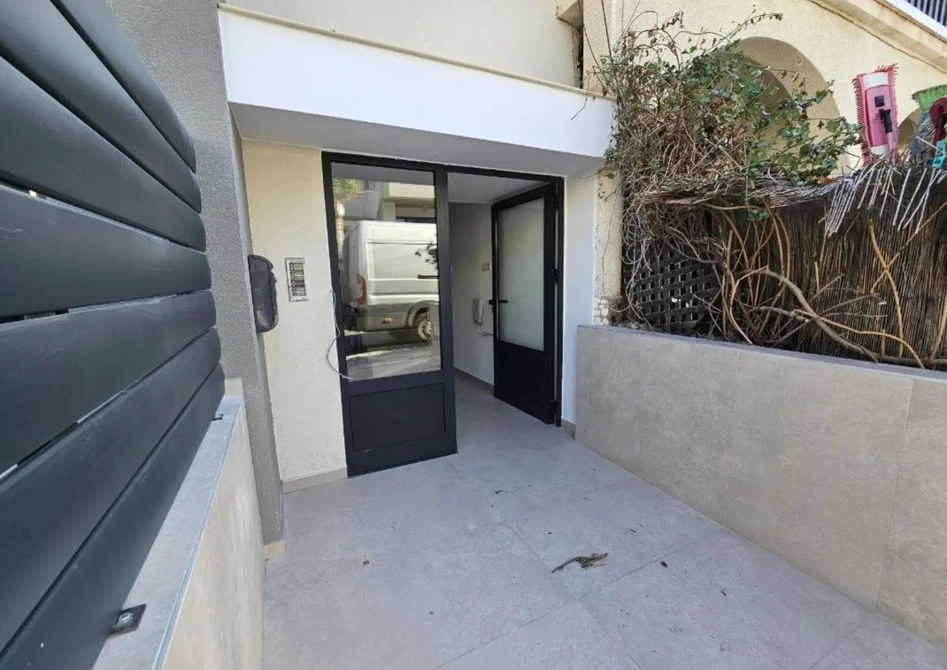 2 Bedroom Apartment for Rent in Germasogeia – Tourist Area, Limassol District