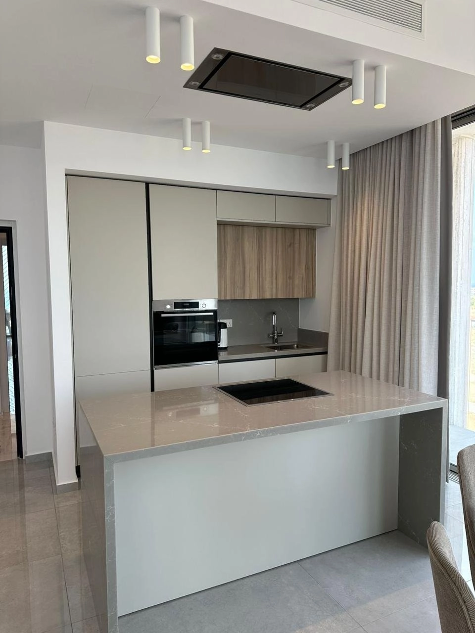 2 Bedroom Apartment for Rent in Tombs Of the Kings, Paphos District