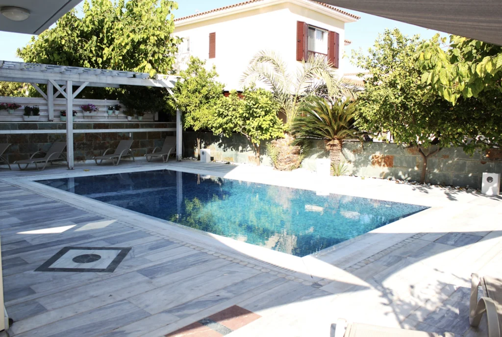 4 Bedroom House for Sale in Pegeia, Paphos District