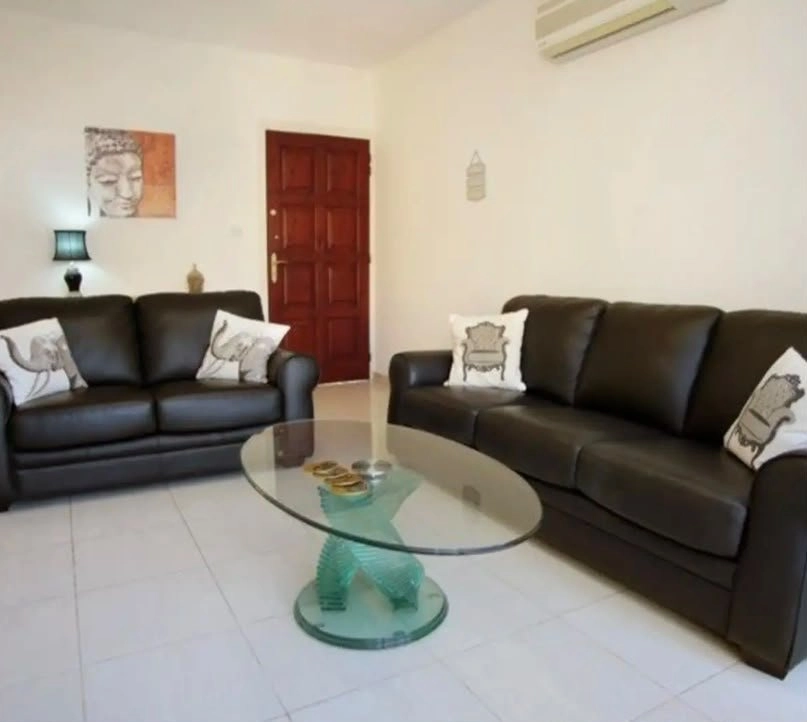 2 Bedroom Apartment for Sale in Paphos – Universal