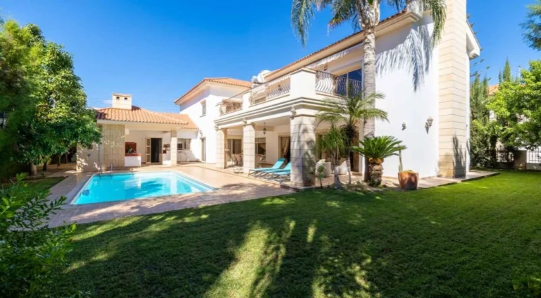 5 Bedroom House for Sale in Germasogeia, Limassol District