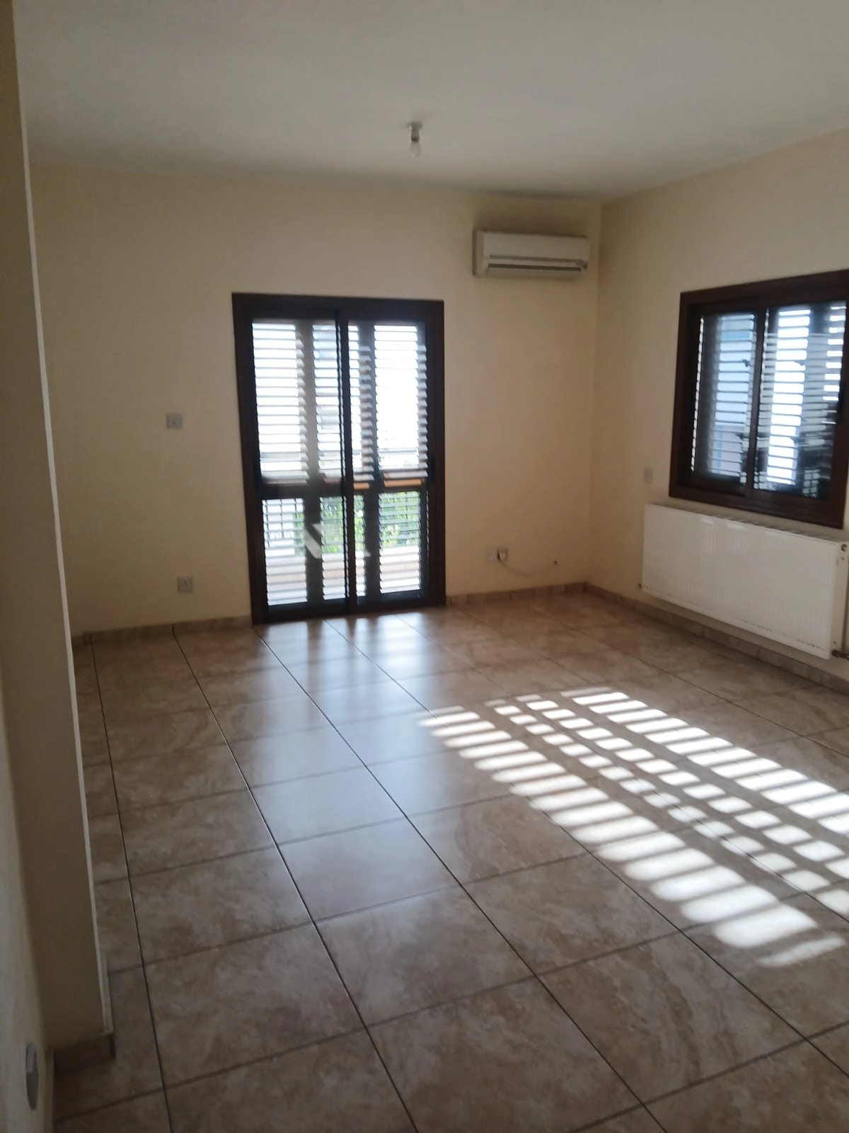 3 Bedroom Apartment for Rent in Paphos – Agios Theodoros