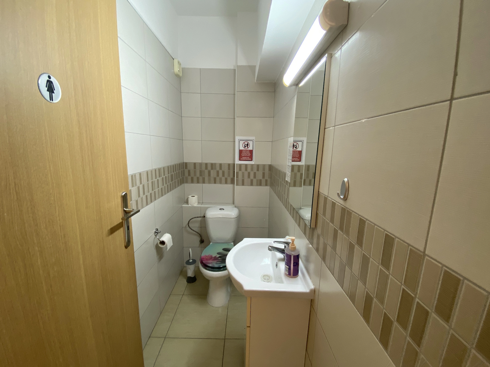 2 Bedroom Apartment for Sale in Paphos – Agios Theodoros