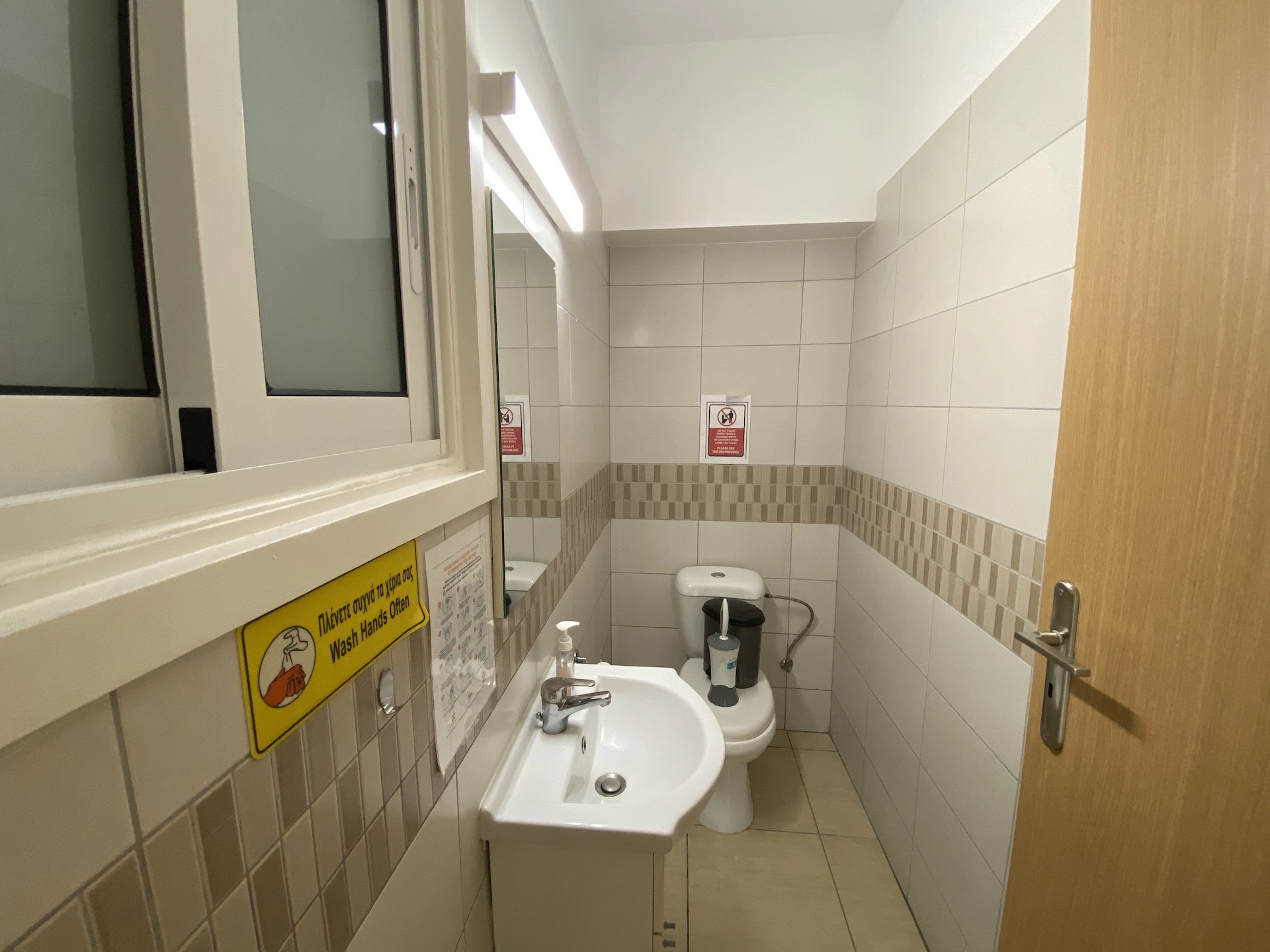 2 Bedroom Apartment for Sale in Paphos – Agios Theodoros