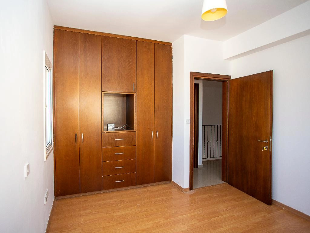 6+ Bedroom House for Sale in Aradippou, Larnaca District