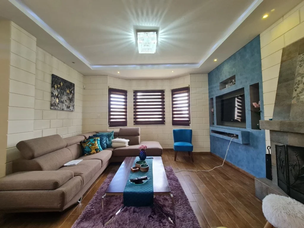 6+ Bedroom House for Rent in Episkopi, Limassol District
