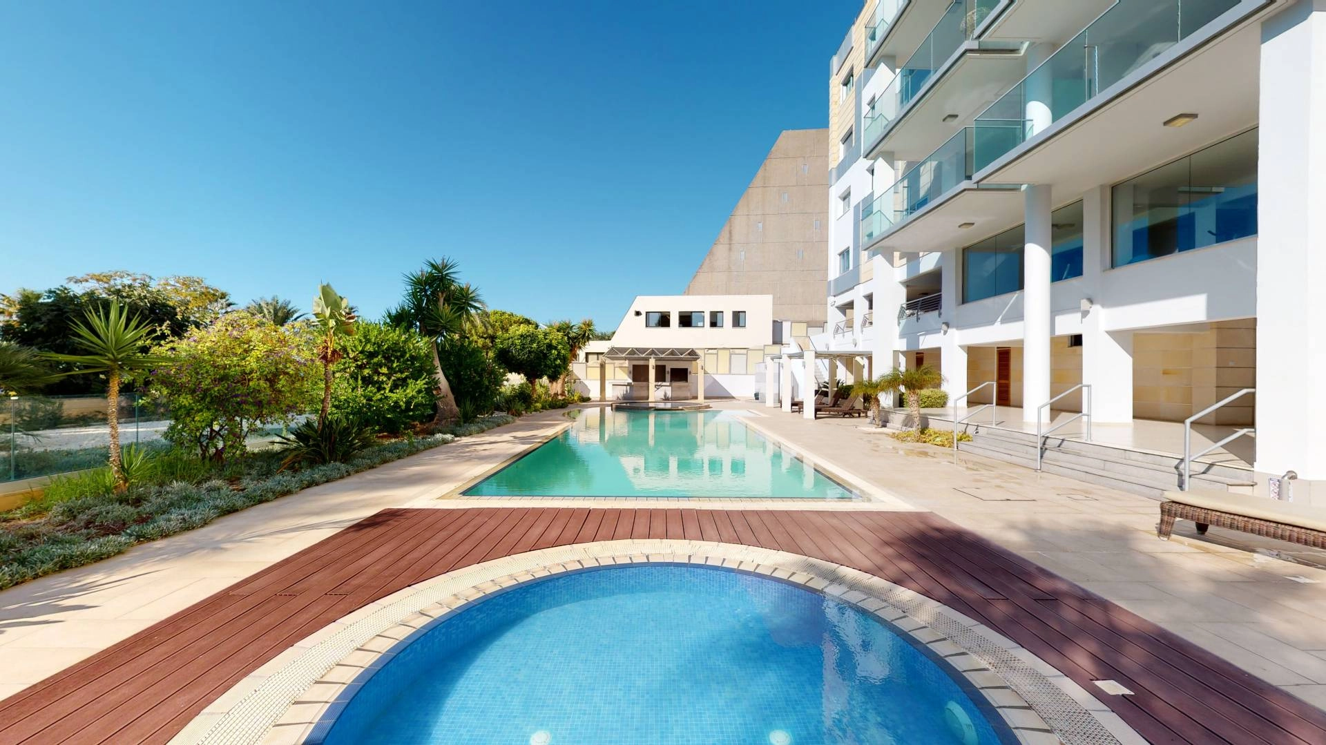 4 Bedroom Apartment for Sale in Agios Tychonas, Limassol District