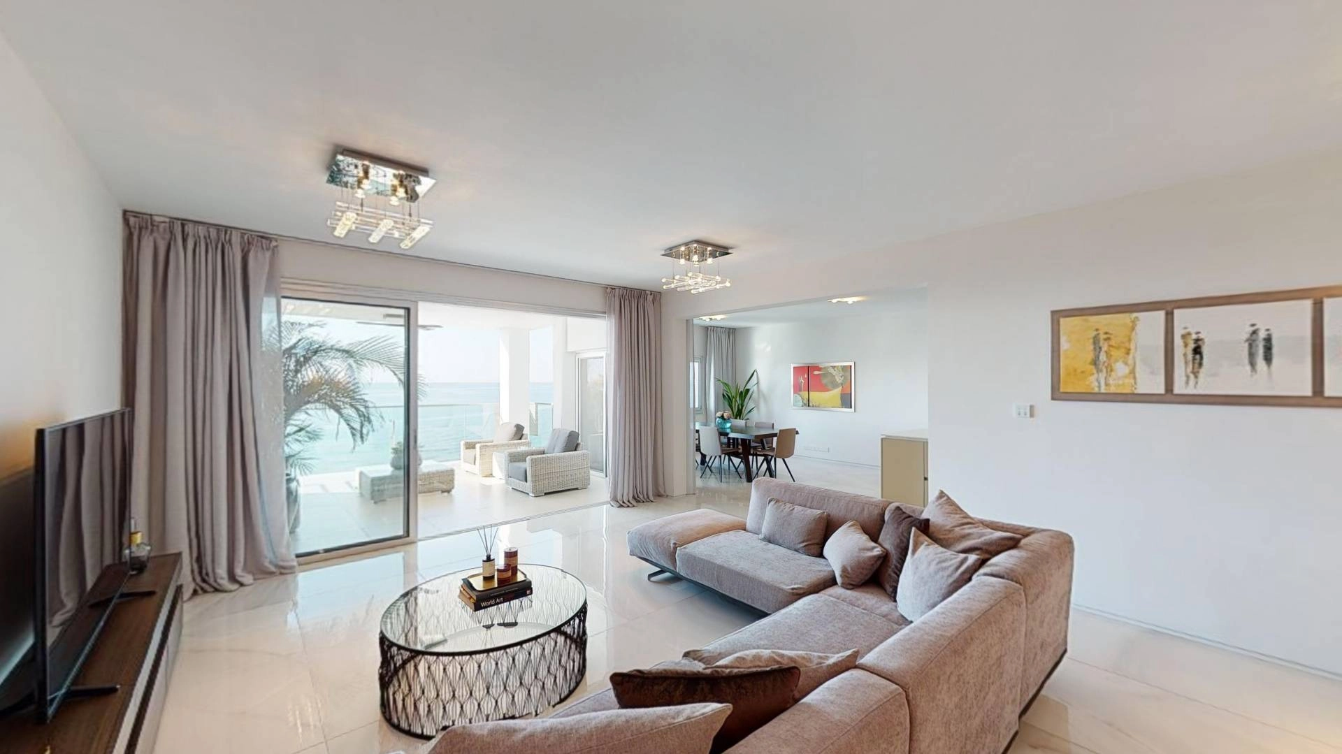 4 Bedroom Apartment for Sale in Agios Tychonas, Limassol District