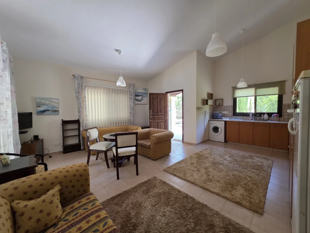 2 Bedroom House for Sale in Kellaki, Limassol District