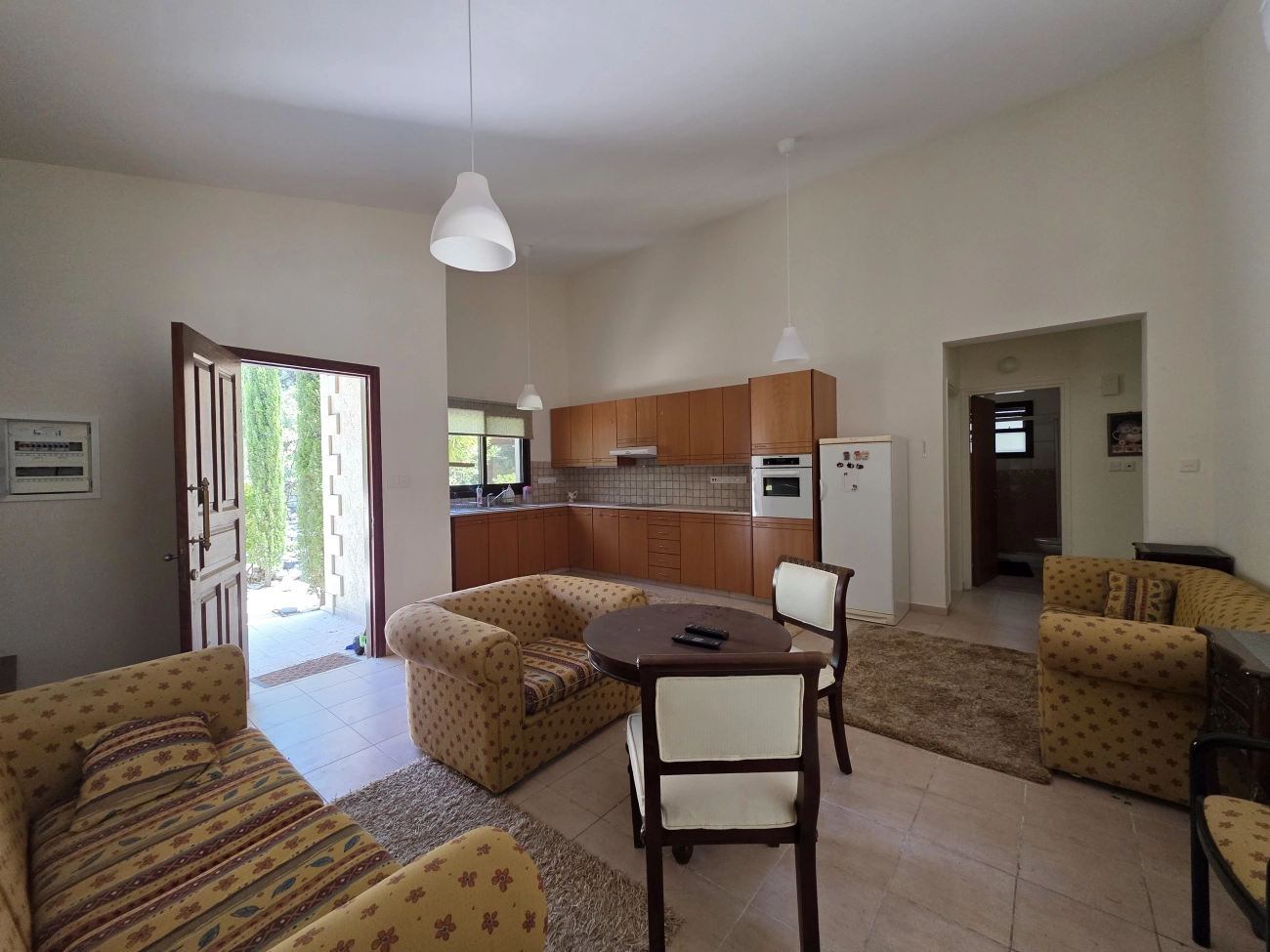 2 Bedroom House for Sale in Kellaki, Limassol District