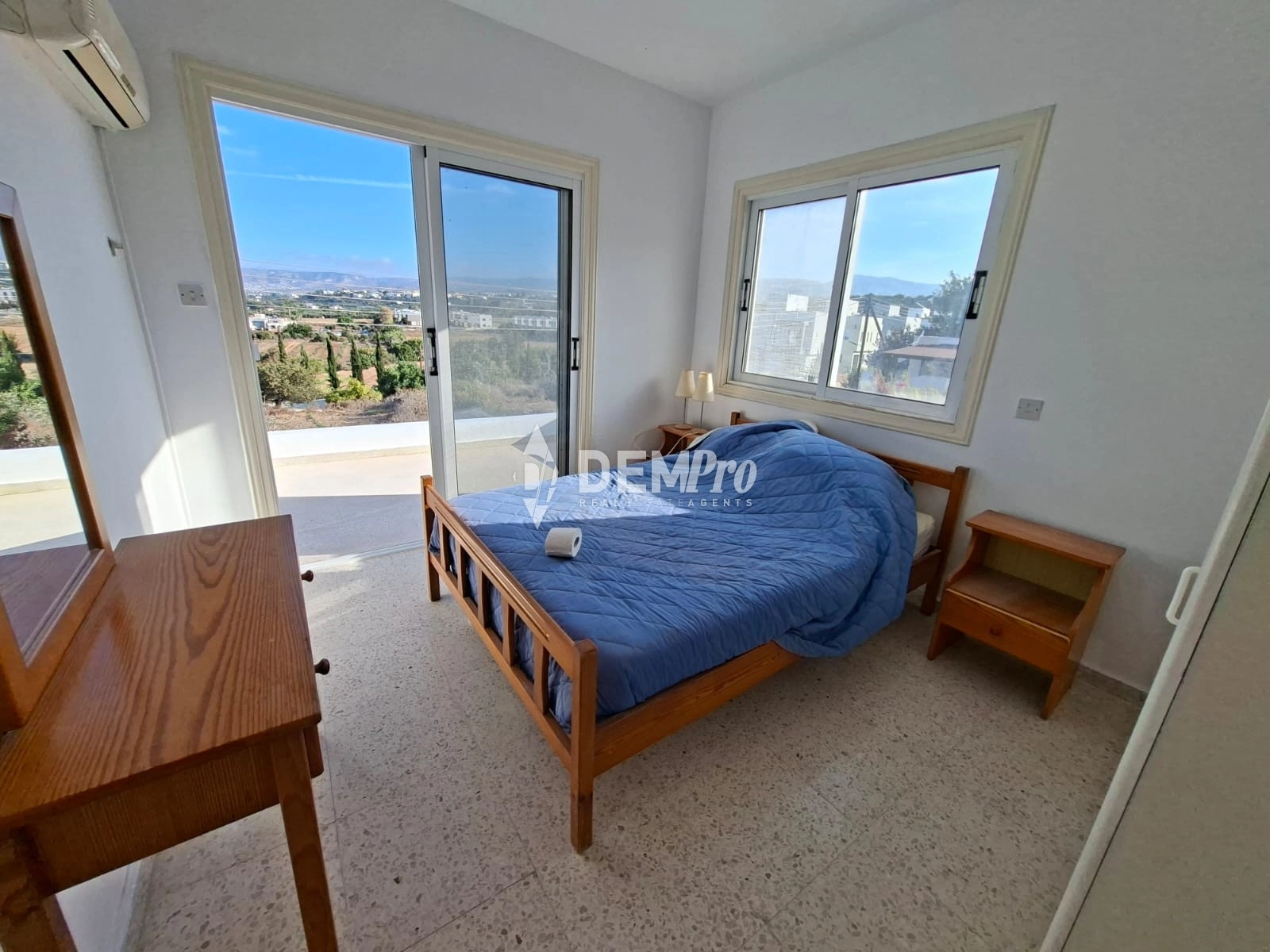 4 Bedroom House for Sale in Chlorakas, Paphos District
