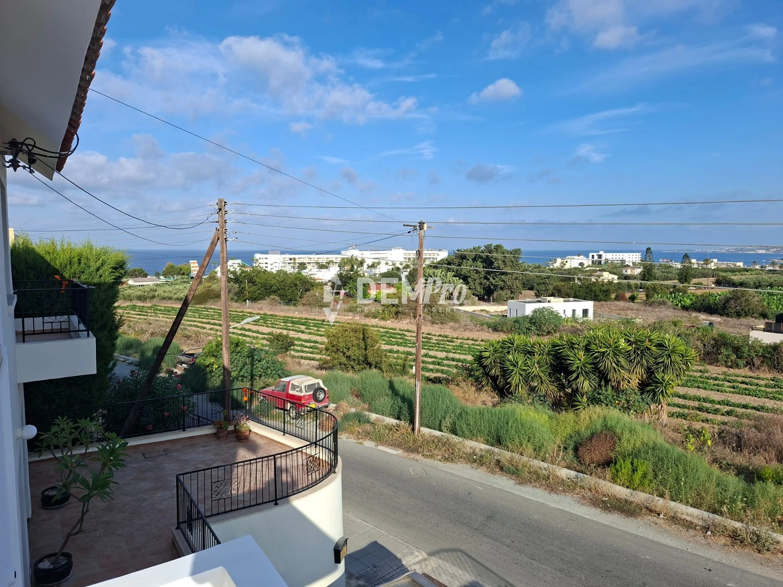 4 Bedroom House for Sale in Chlorakas, Paphos District