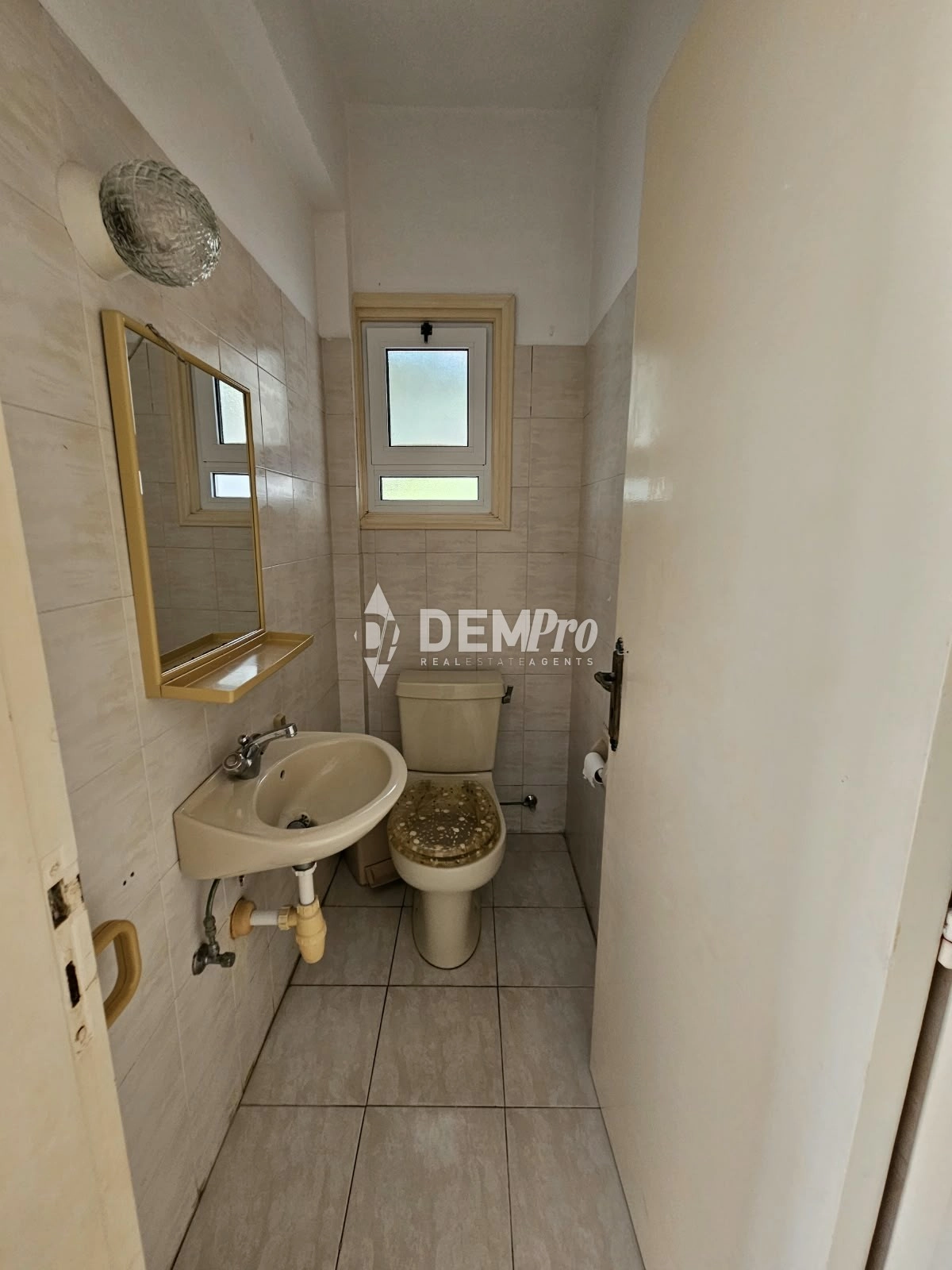 4 Bedroom House for Sale in Chlorakas, Paphos District