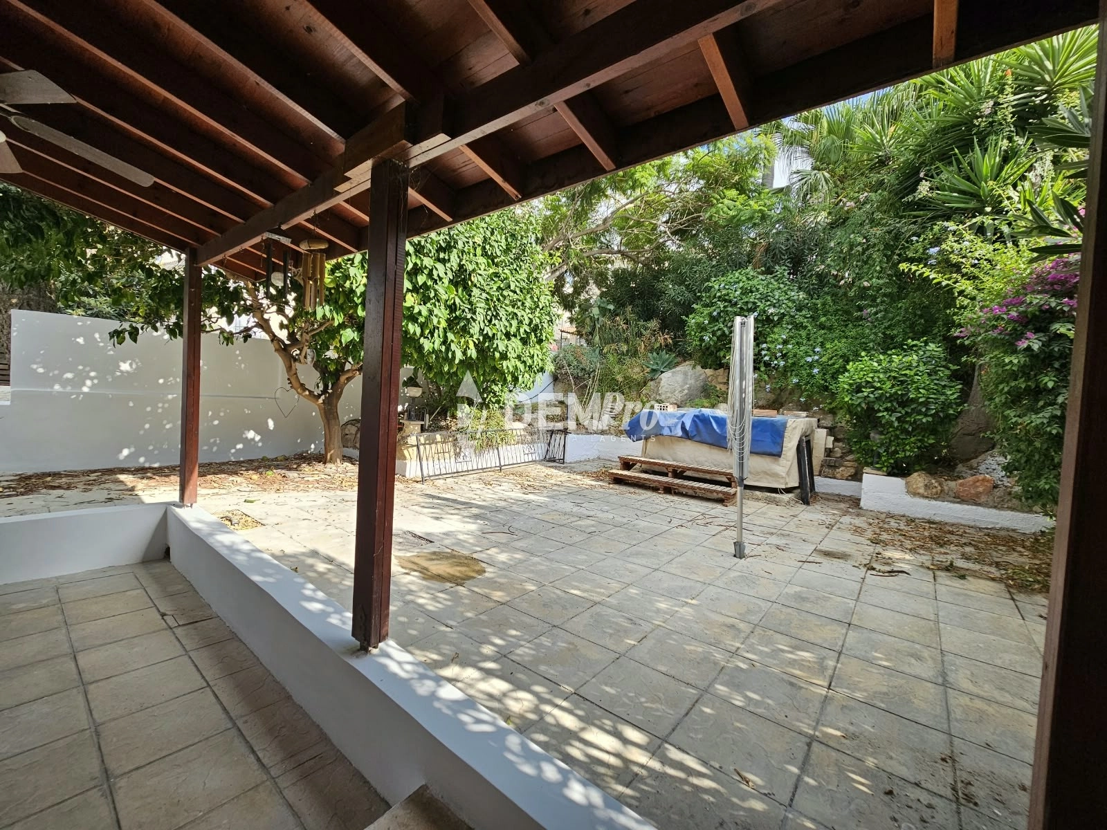 4 Bedroom House for Sale in Chlorakas, Paphos District