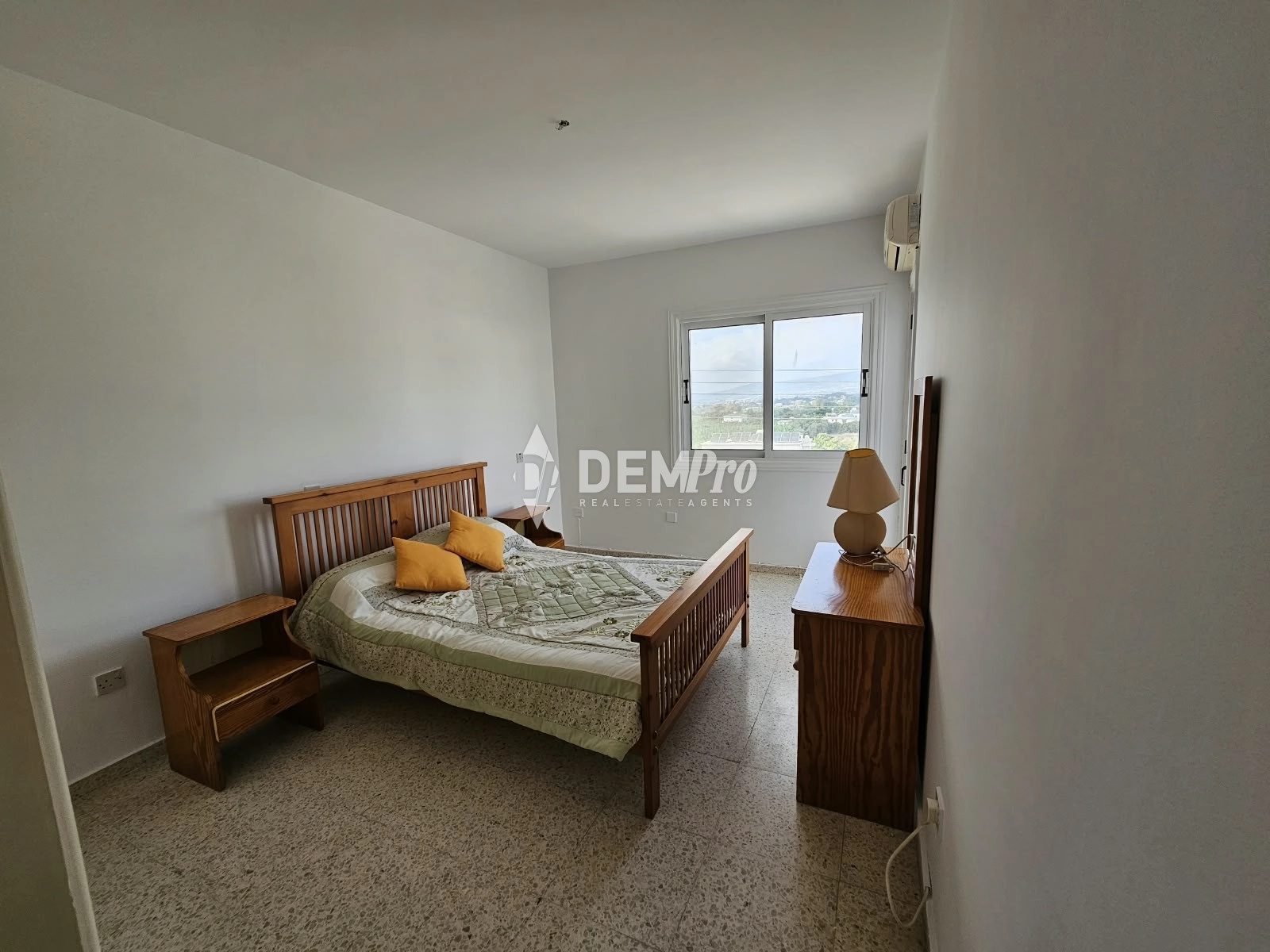 4 Bedroom House for Sale in Chlorakas, Paphos District
