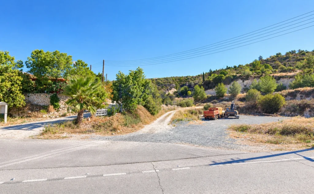 7,239m² Plot for Sale in Doros, Limassol District