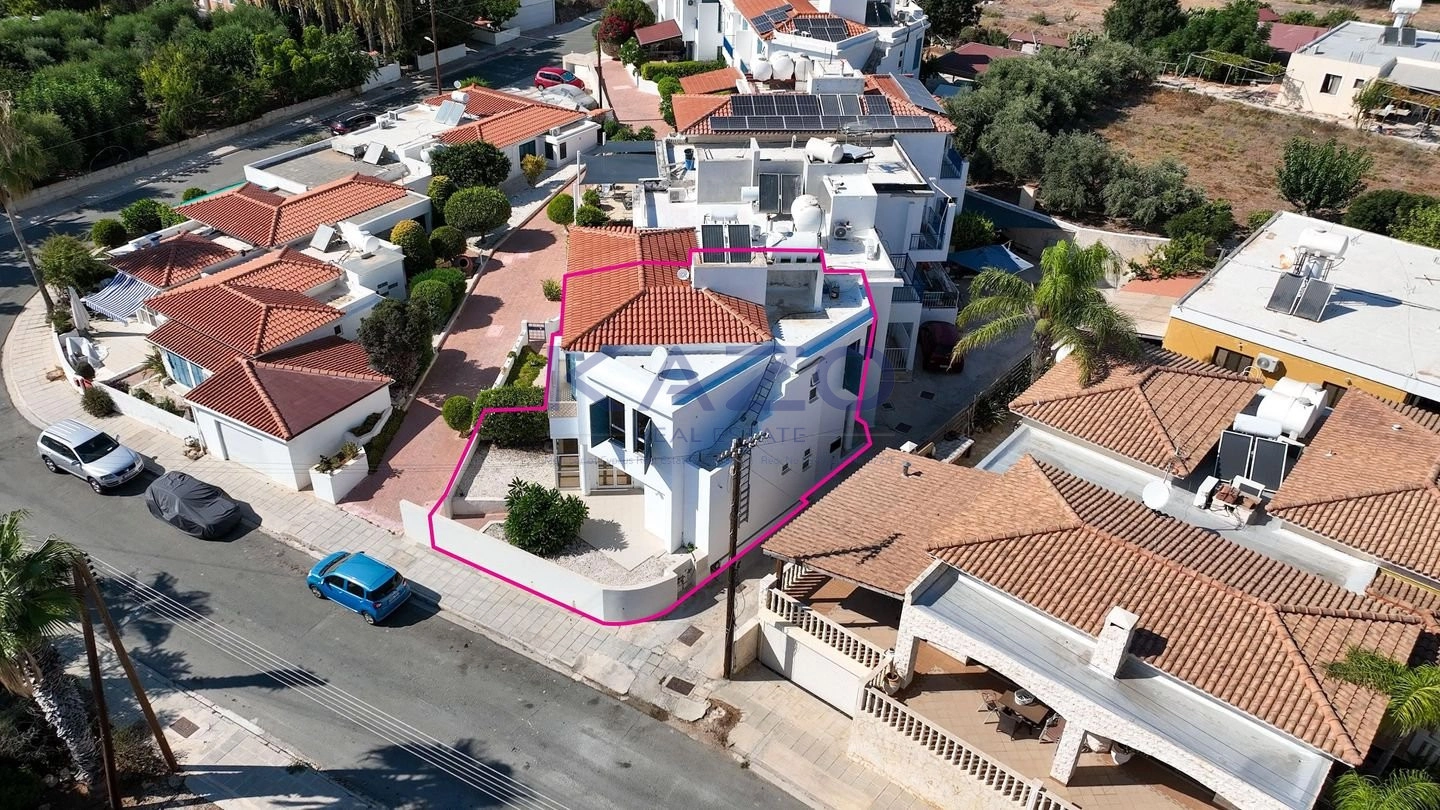 3 Bedroom House for Sale in Chlorakas, Paphos District