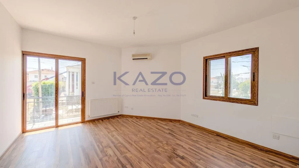 4 Bedroom House for Sale in Aradippou, Larnaca District