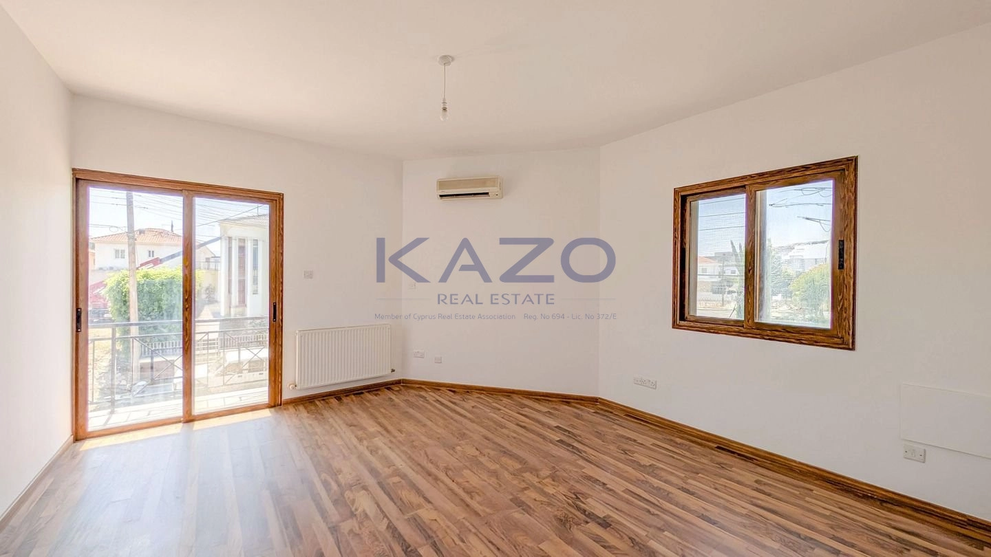 4 Bedroom House for Sale in Aradippou, Larnaca District
