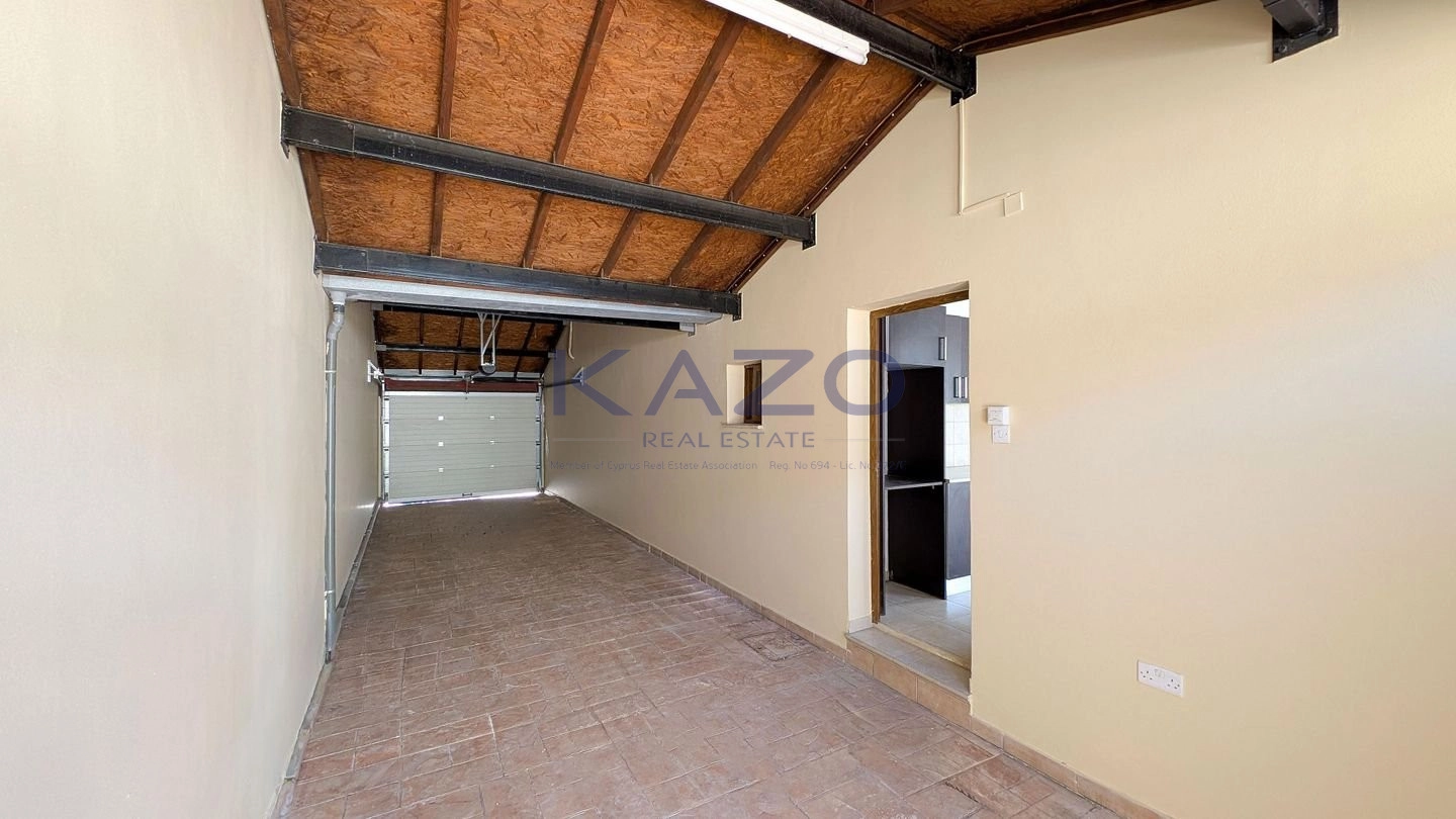 4 Bedroom House for Sale in Aradippou, Larnaca District