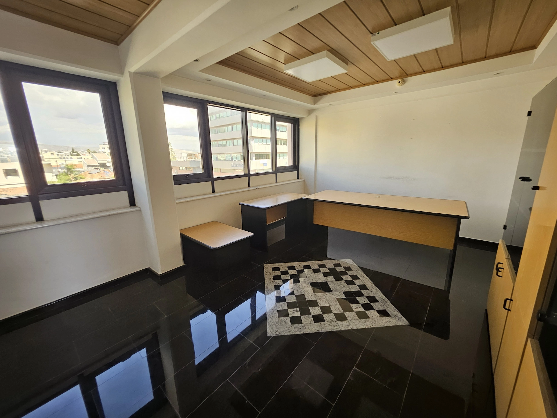 250m² Office for Rent in Limassol District