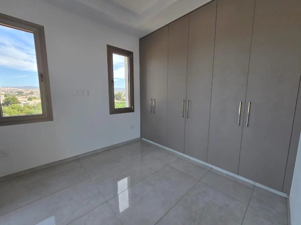 2 Bedroom Apartment for Rent in Kato Polemidia, Limassol District