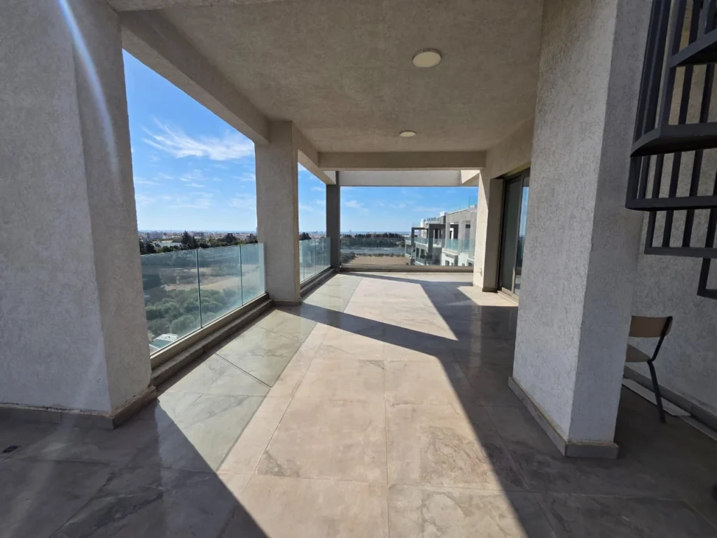 2 Bedroom Apartment for Rent in Kato Polemidia, Limassol District
