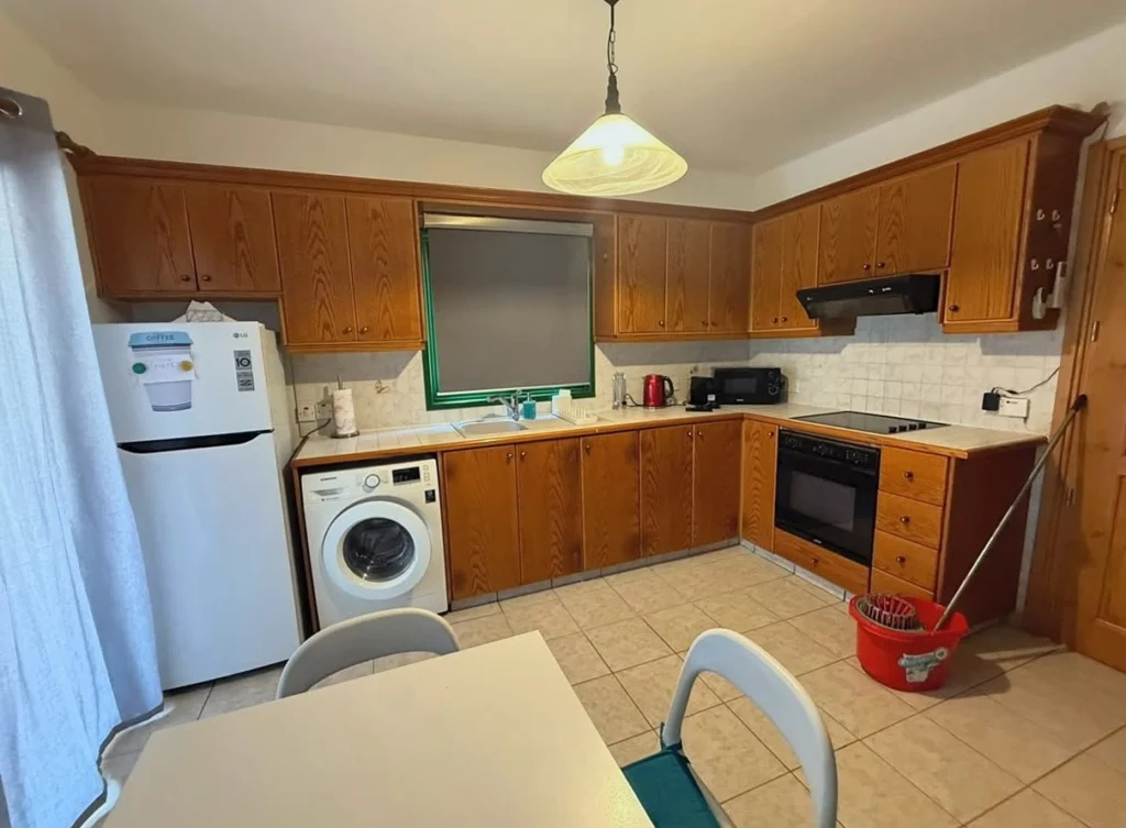 2 Bedroom House for Rent in Moni, Limassol District