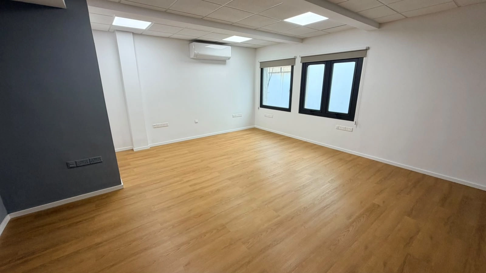 210m² Office for Rent in Paphos District