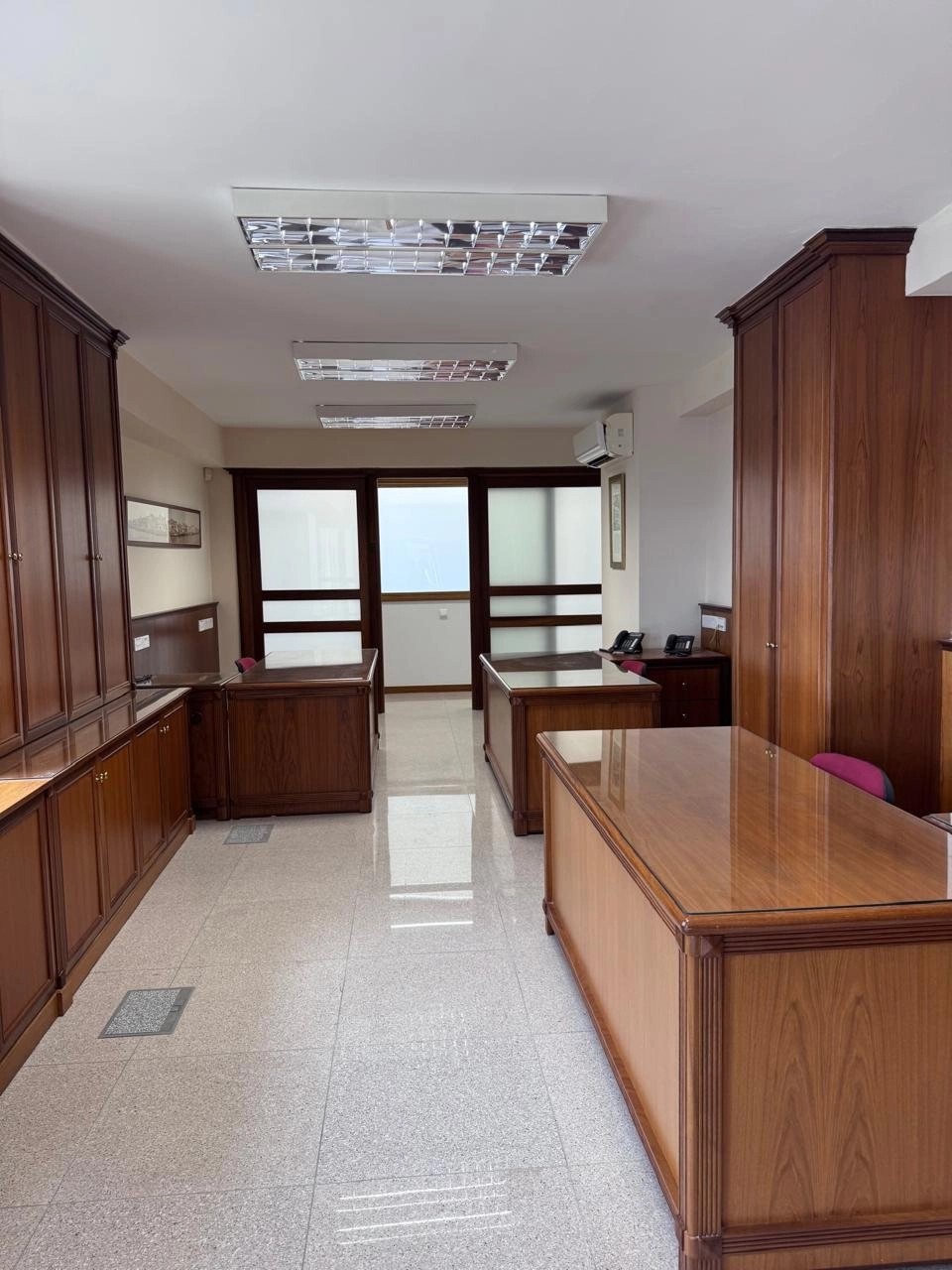 120m² Office for Rent in Limassol District