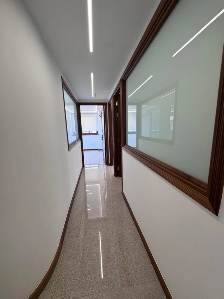 120m² Office for Rent in Limassol District