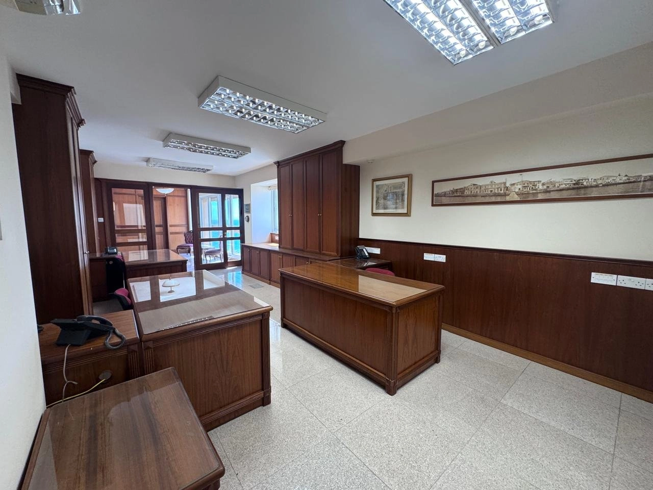 120m² Office for Rent in Limassol District