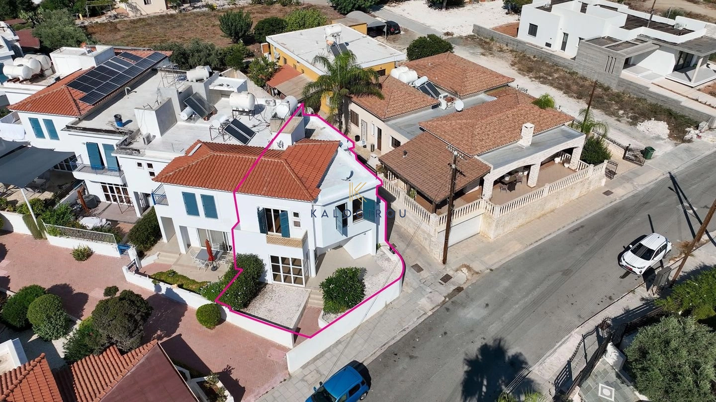 3 Bedroom House for Sale in Chlorakas, Paphos District