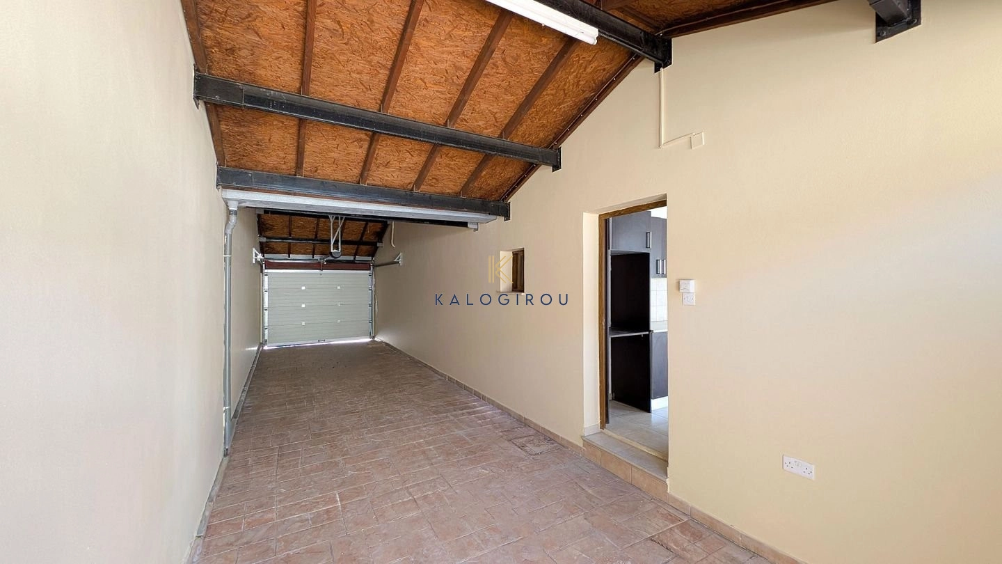4 Bedroom House for Sale in Aradippou, Larnaca District