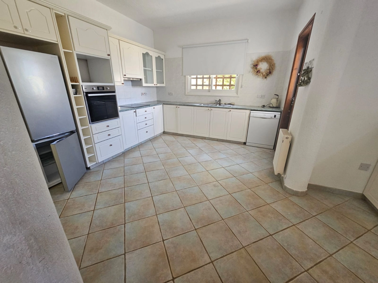 4 Bedroom House for Sale in Tala, Paphos District