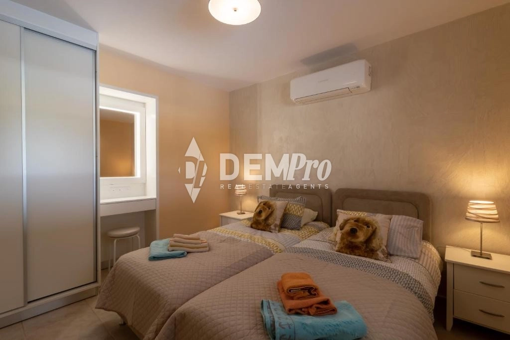 4 Bedroom House for Rent in Neo Chorio Pafou, Paphos District