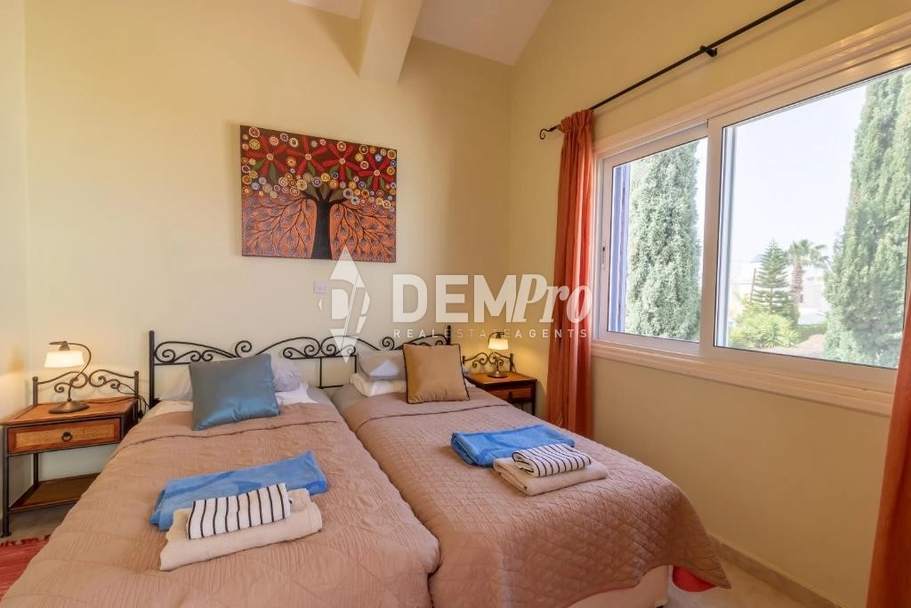 4 Bedroom House for Rent in Neo Chorio Pafou, Paphos District