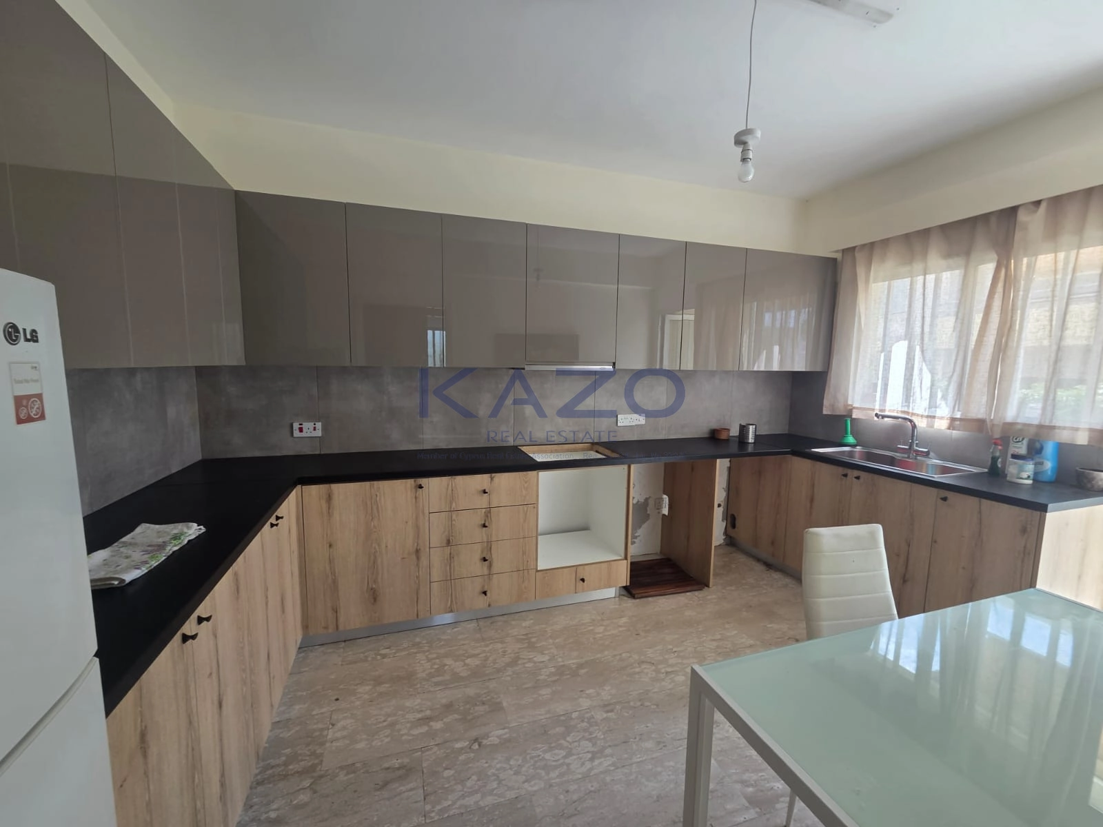 2 Bedroom Apartment for Sale in Limassol District