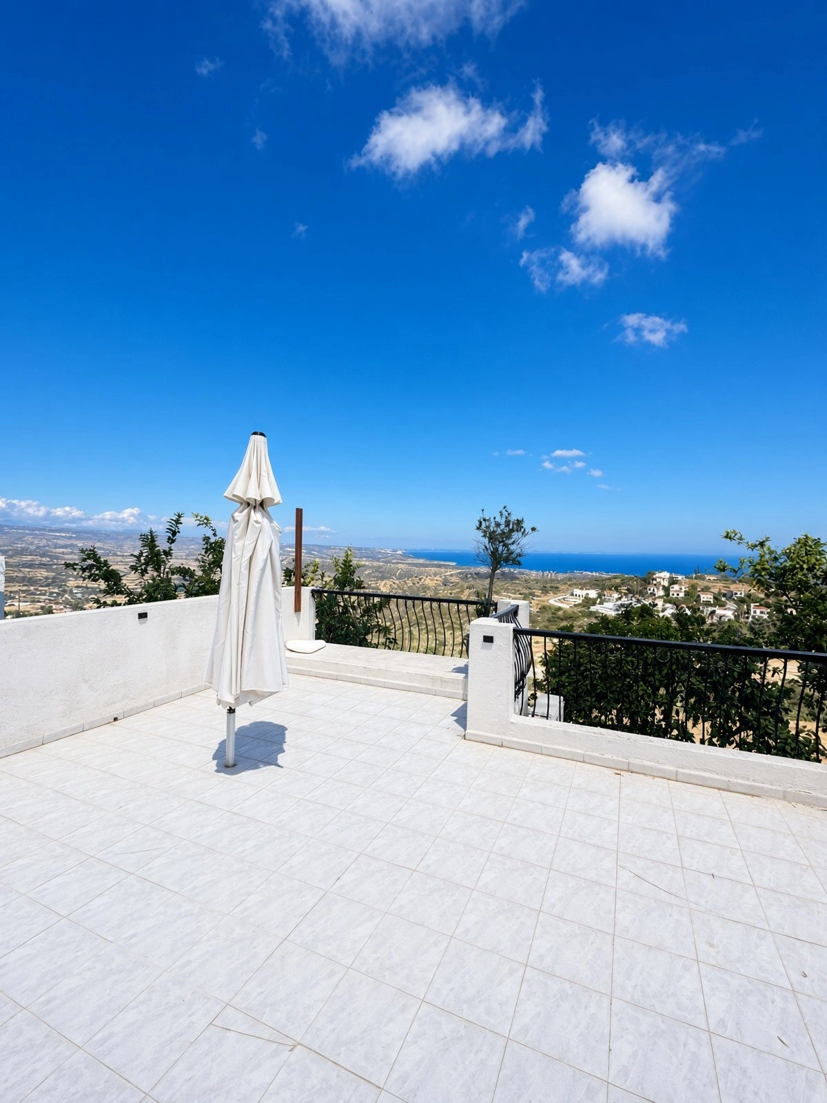 3 Bedroom Apartment for Rent in Pissouri, Limassol District