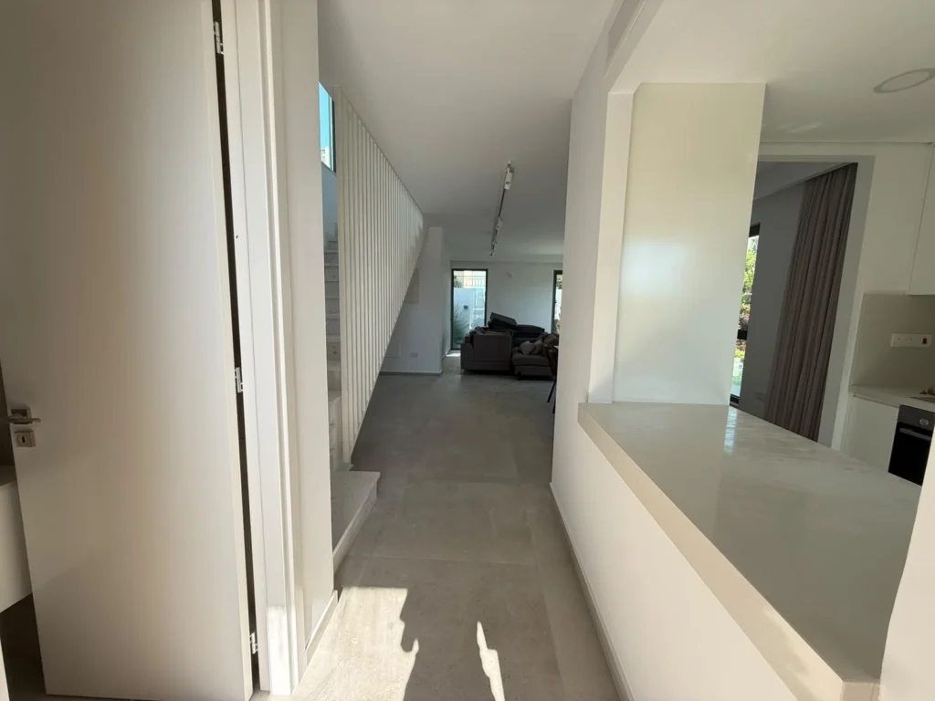 3 Bedroom House for Rent in Kissonerga, Paphos District